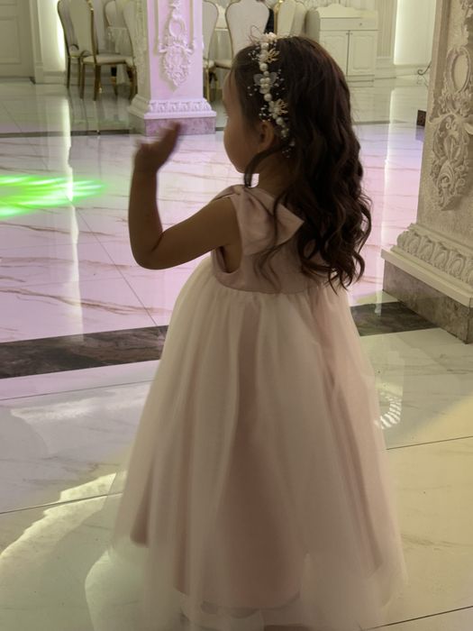 Платье на девочек