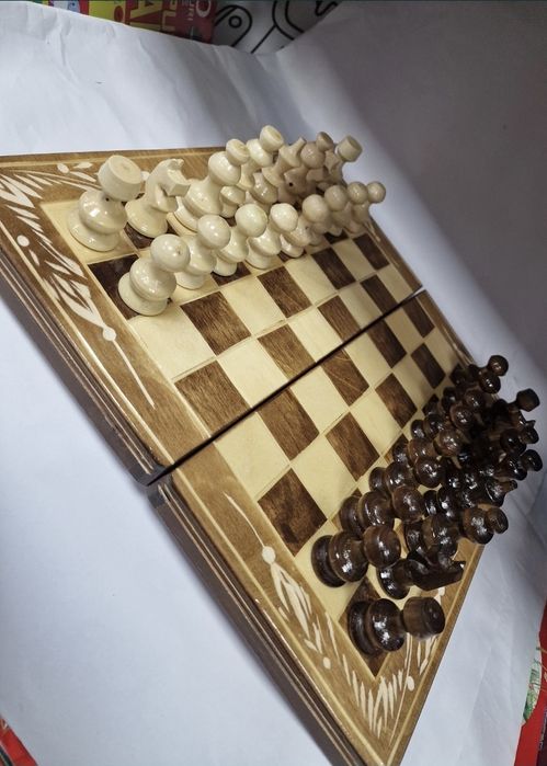 Joc Sah table din lemn 38,5 cm x 38,5 cm, Prelucrat manual