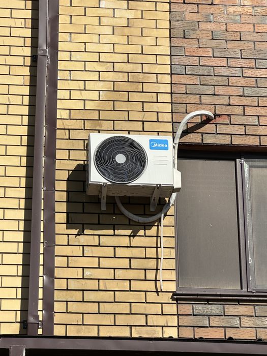 Продам кондиционер Midea
