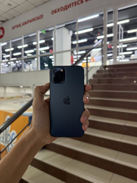 iPhone 12 Pro (Темно-синий цвет)