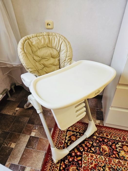 Стул для кормления