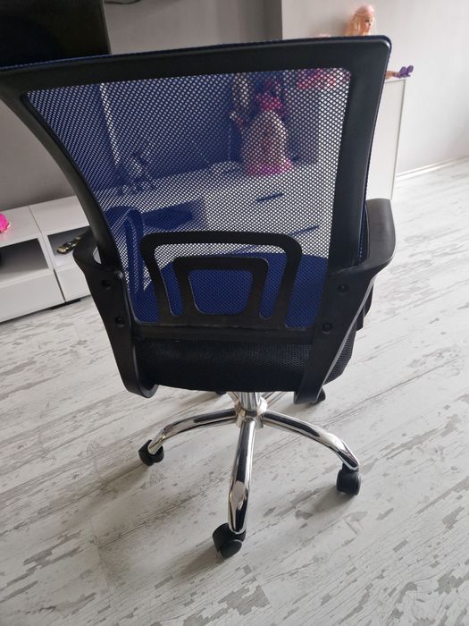 Детски стол за бюро