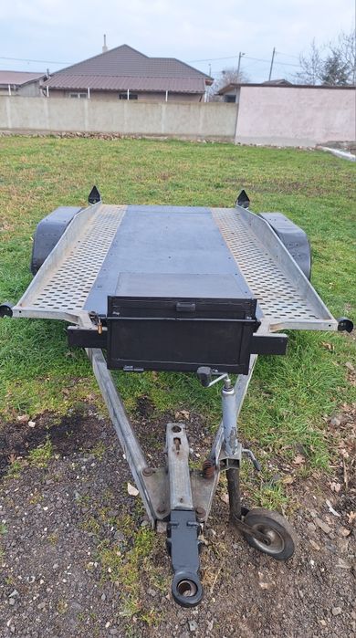 Jucărie auto 2500kg