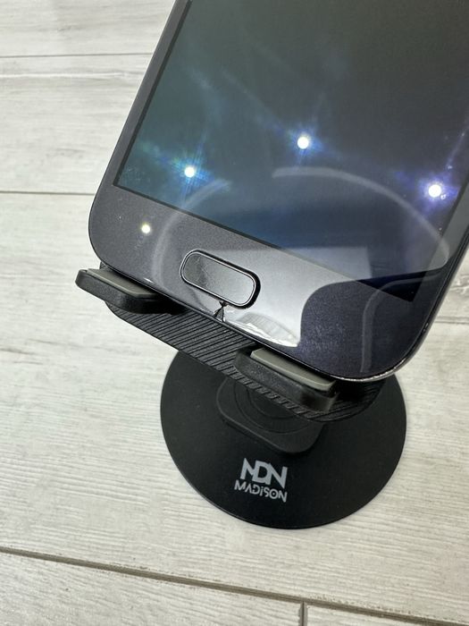 Продам Samsung А5 Самсунг