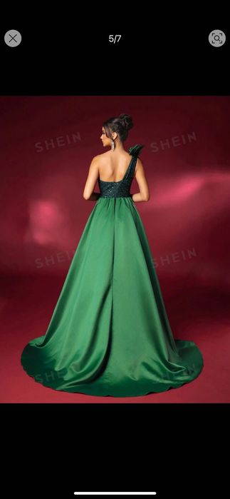 Rochie elegante superbe la un preț deosebit.