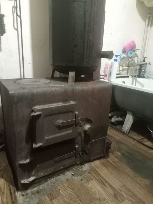 Продам котел отопления