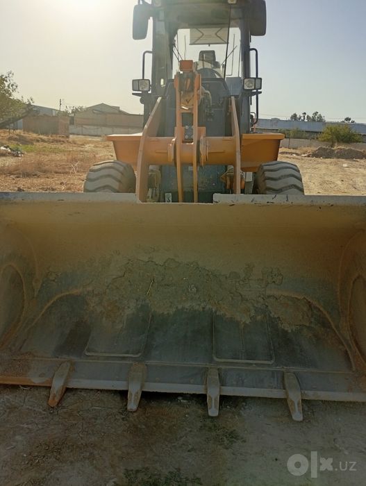 Ekskavator hizmati soati 450 mingdan Samarqand shahar