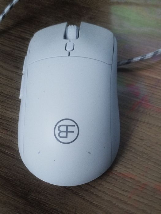 Проводная игровая мышка