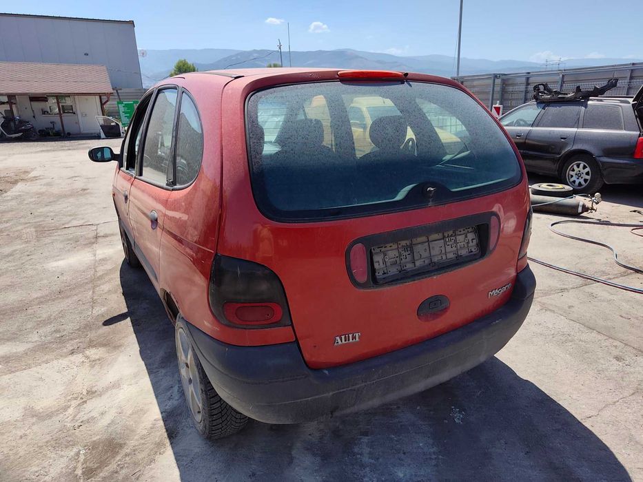 Renault Scenic 1.9dTI - 98к.с - 1998г. на части