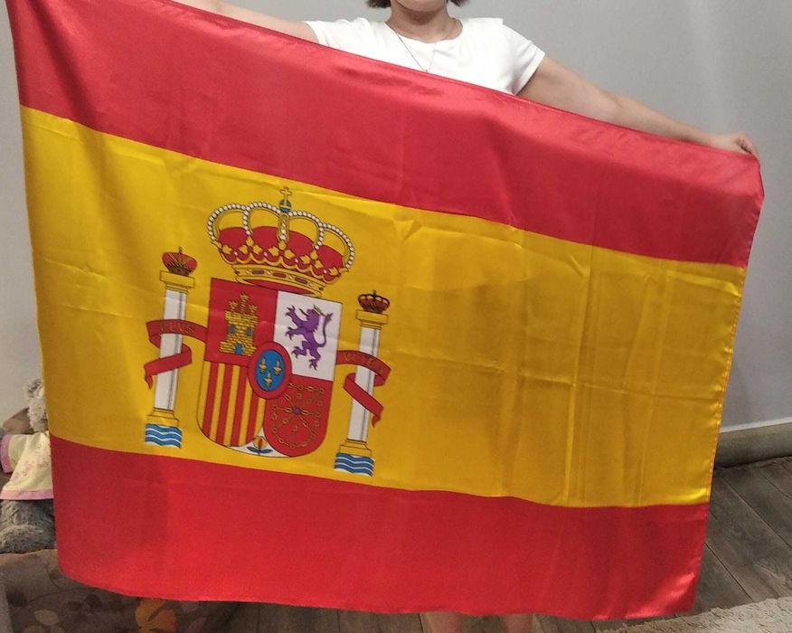 Флаг Испании.                                     .