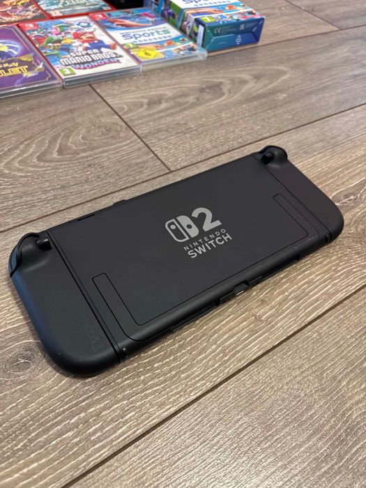 Nintendo Switch 2 Пълен комплект + 5 игри