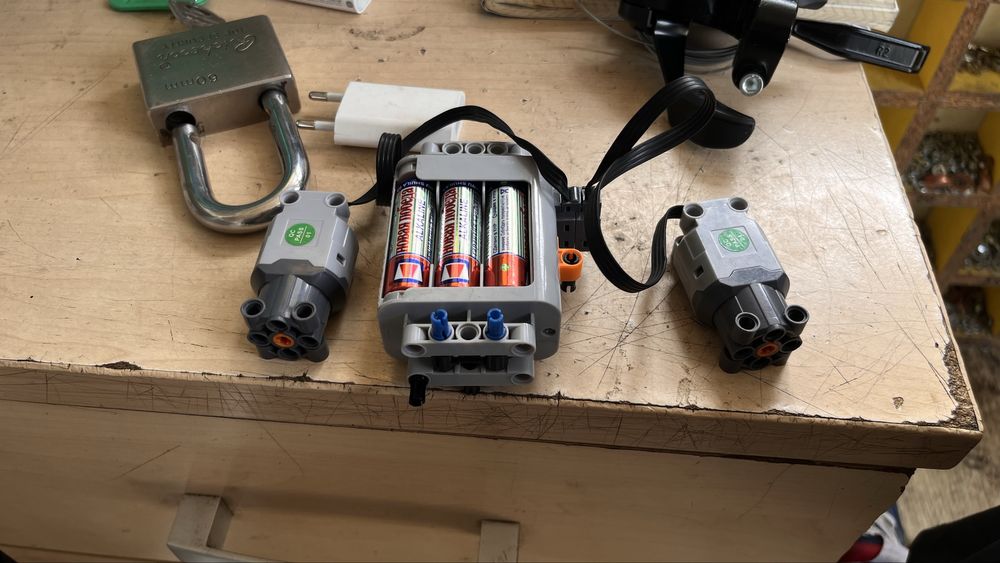Продам Lego Technic Power Functions