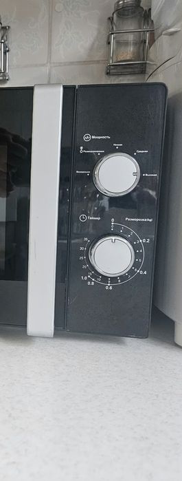 Микроволновка Elenberg бу
