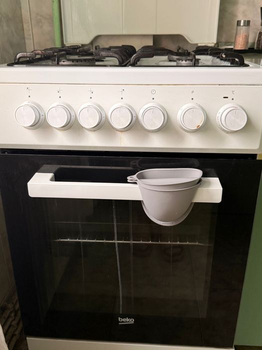 Aragaz+Cuptor Beko