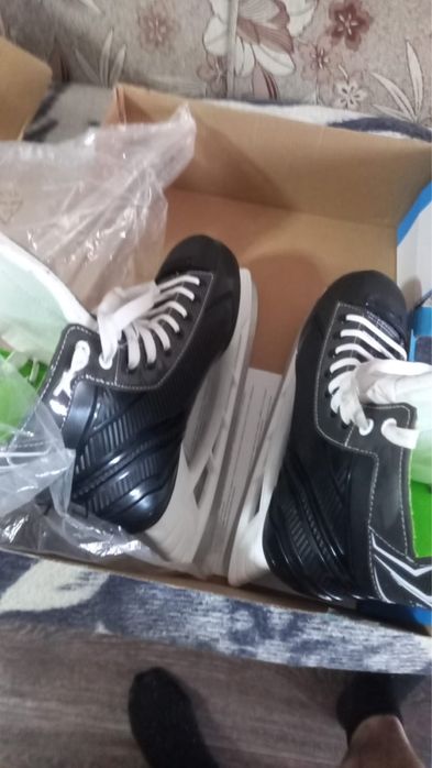 Коньки Bauer XLS