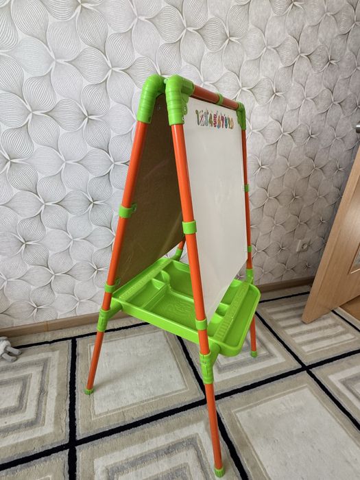 Продам детскую доску для рисования и обучения