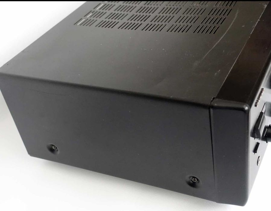 Продавам ONKYO - A 8051