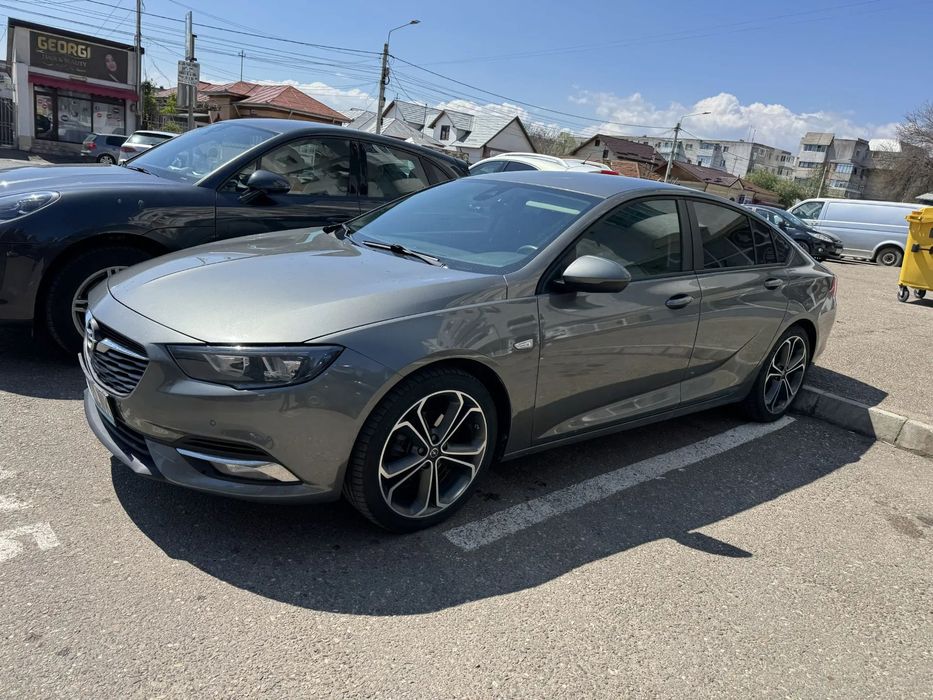 Opel Insignia Opel Insignia Grand Sport 1.5 Benzină Automată