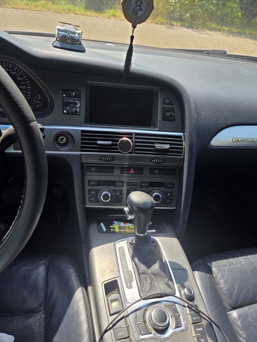 Vand audi a6 c6 3.0 quattro fara defecte mai multe detalii in privat