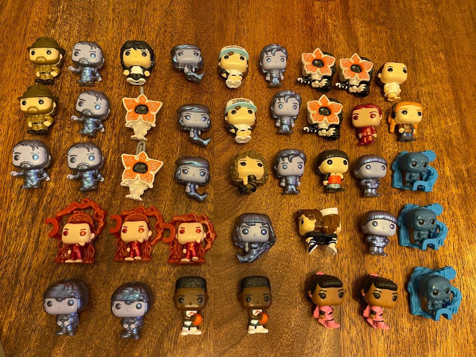 Stranger Things Kinder Joy играчки колекция 21 героя