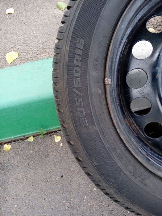 Vand cauciucuri jante pe 16