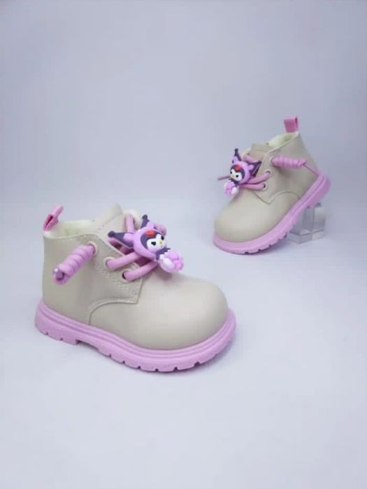 Продам детский сапожки