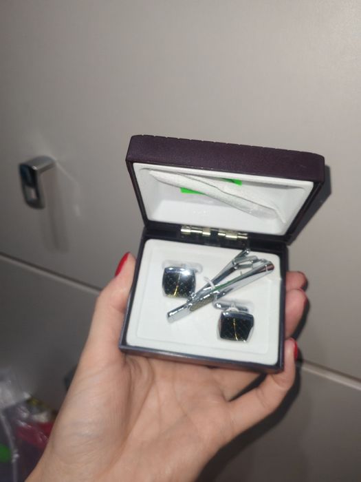 Набор запонки.         .   .