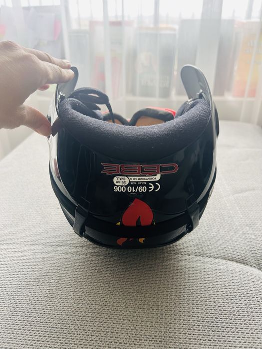 Детска предпазна каска