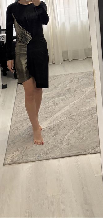 Rochie zara s  negru auriu