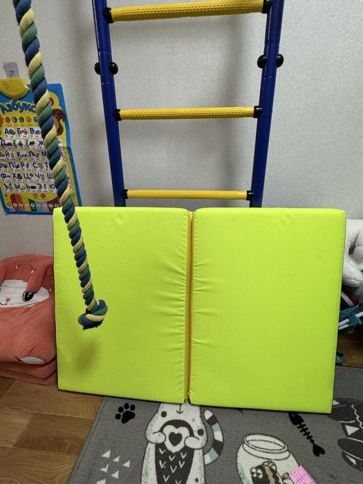 Шведская стенка турник