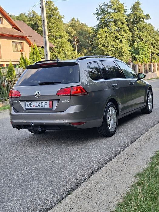 VW GOLF 7 * HIGHLINE * 2015* Cutie de viteze Automată * DSG 7 + 1* Padele F1 * Navigatie * Tempomat * EURO 6* Vopsea Originală * Import Germania 1 ZI*
