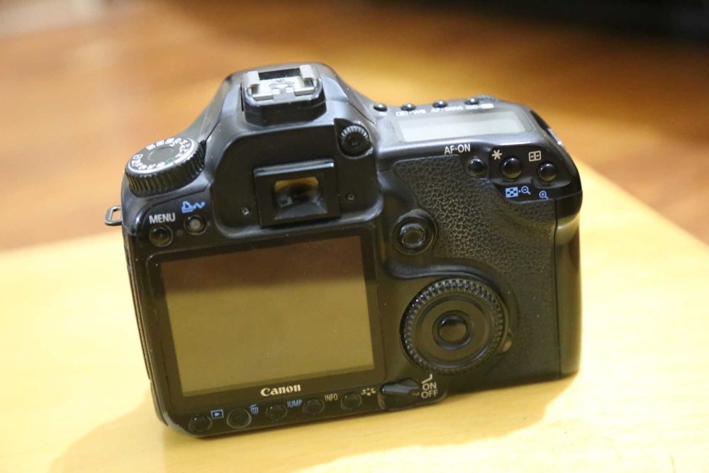 Canon EOS 40D body + батарейная ручка (grip) Тушка. Отличное состояние