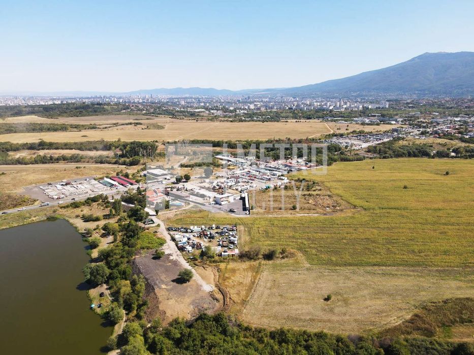 Продава се Парцел в София, Суходол - 13050 кв.м за 56 €/кв.м - Снимка #5