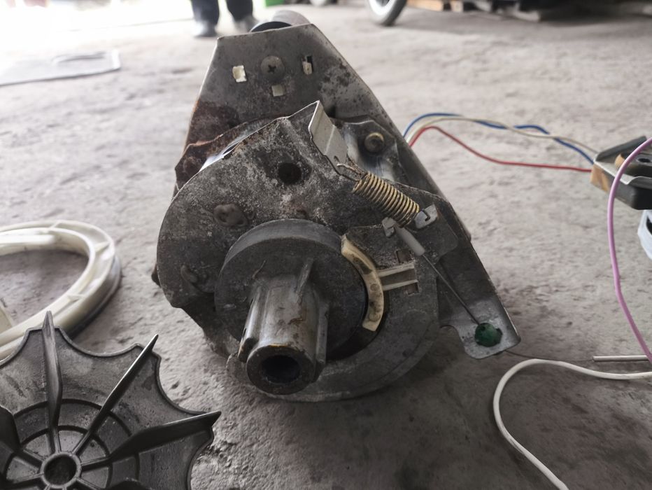 Продам моторы от стиральных машин