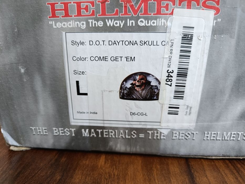 Мото шлем от бренда DAYTONA