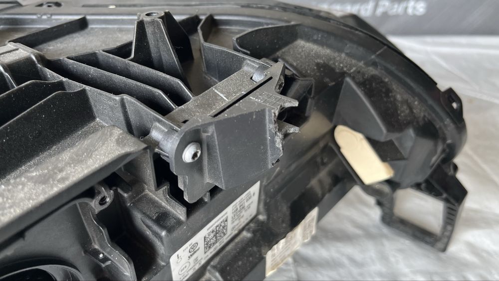 Ляв фар VW ID.7.