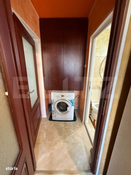 Apartament 3 camere, semidecomandat, 59 mp, stradal, zona Micro 17