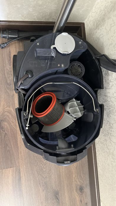 LG пылесос моющий