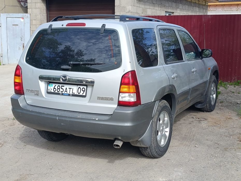 Продам авто Мазда трибьют