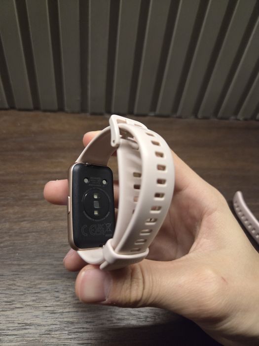 Смарт часы huawei band 6