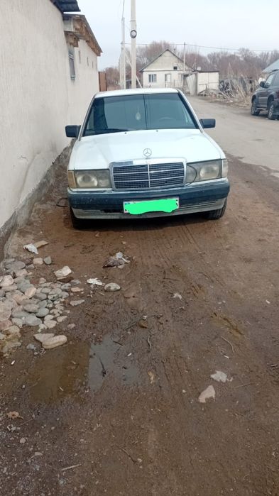 Мерс 190 на запчасти