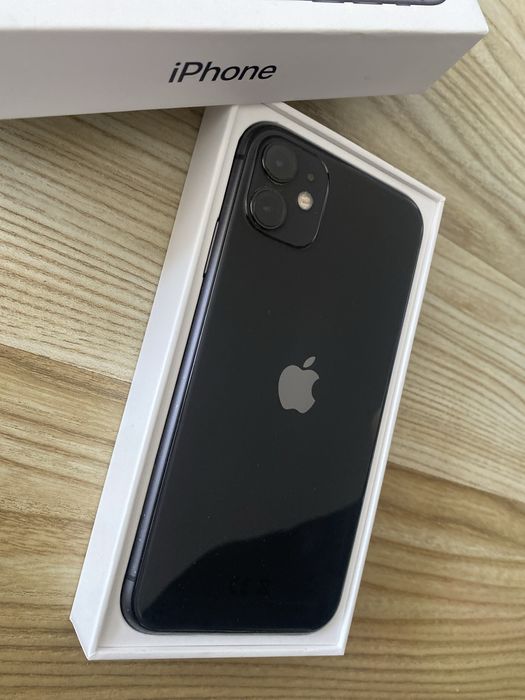 iPhone 11 , 93% Bateria