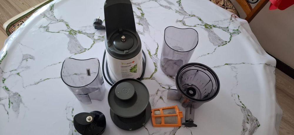 Соковыжималка Kenwood