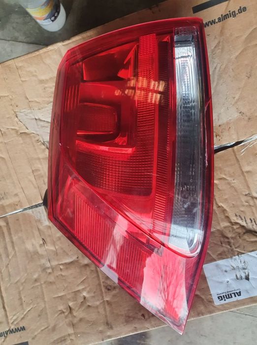 stop stanga spate golf 7 berlina