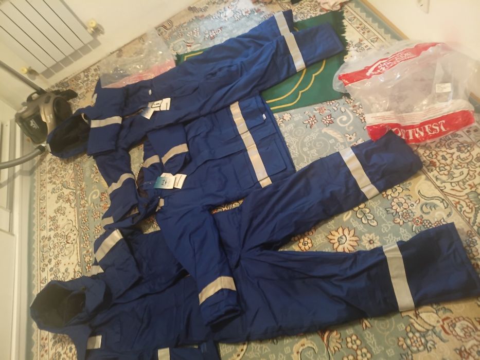 Зимнии комбез бушлак