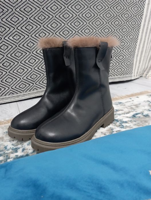 Женские осенние ботинки