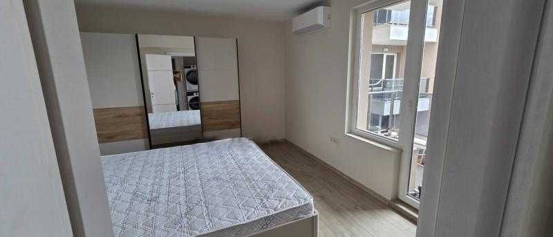 Дава се под наем Двустаен апартамент в Бургас, Център - 60 кв.м за 700 € - Снимка #3