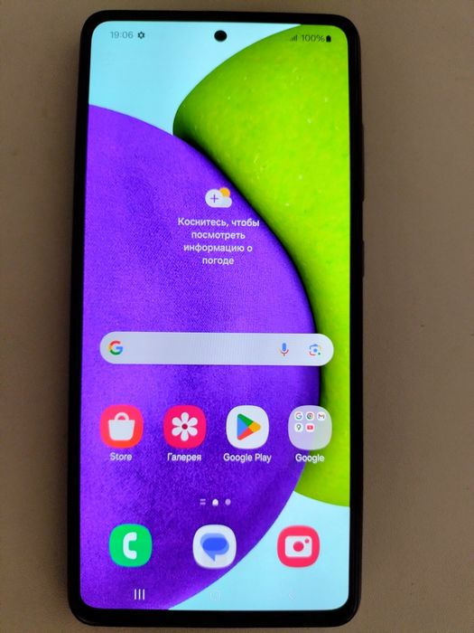Телефон Samsung A52