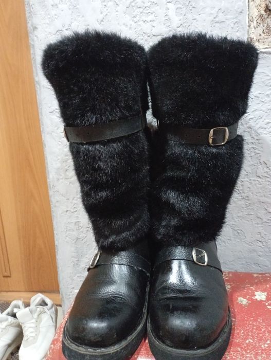 Продам унты натуральные