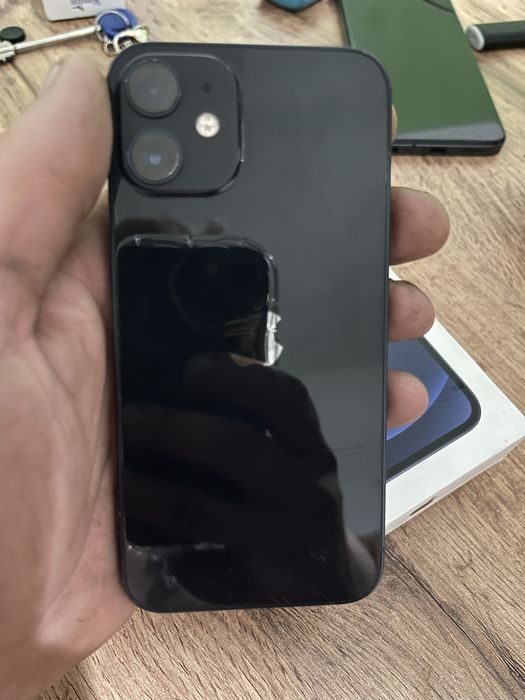 Айфон12 мини продам